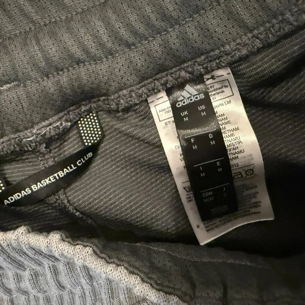 Adidas Basketball Club pants